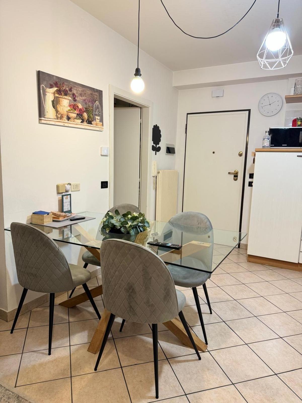 Duomo Nest Entire Apartment Тренто Экстерьер фото