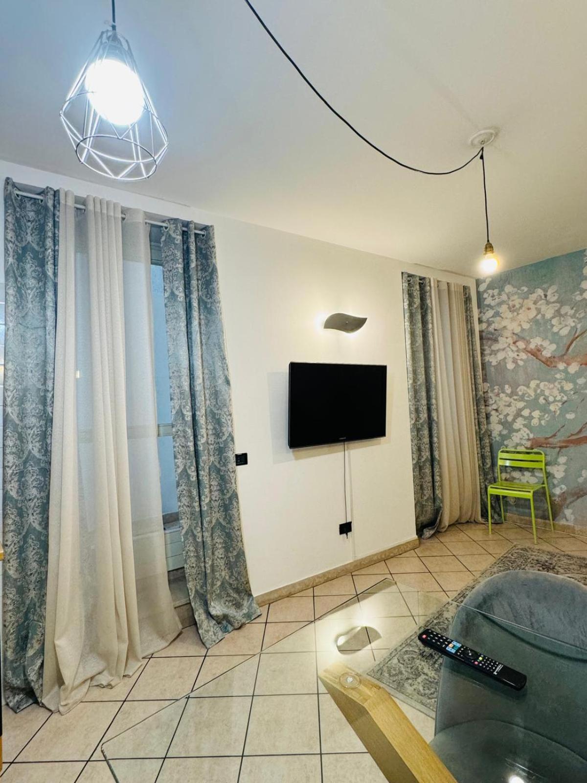 Duomo Nest Entire Apartment Тренто Экстерьер фото